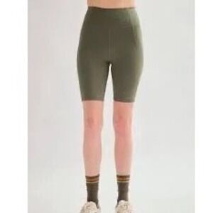 NWT girlfriend collective Yosemite High Rise Bike Short Olive Green